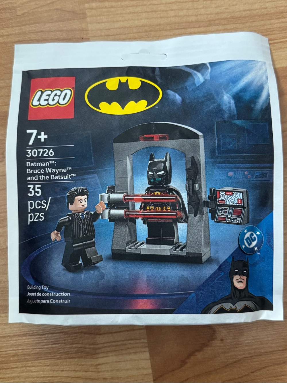 LEGO 30626 - Batman Bruce Wayne and Batsuit